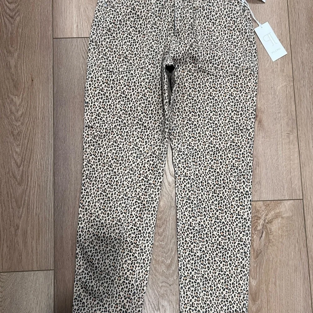 Pilcro Beige Leopard Print Straight Leg Pants - Picture 8 of 13